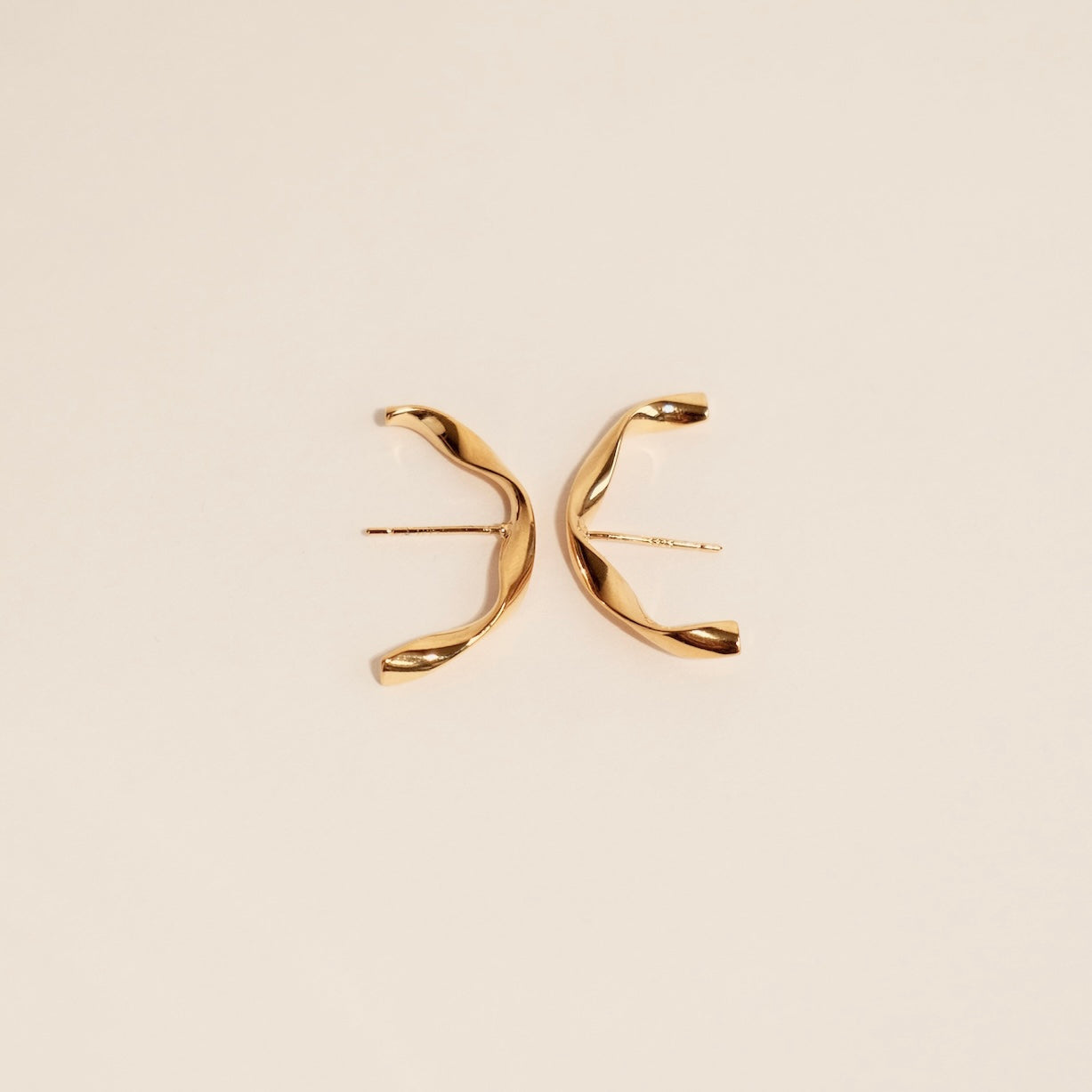 Aretes Piegato