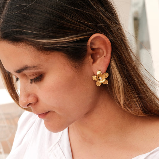 Aretes Petalos Gold