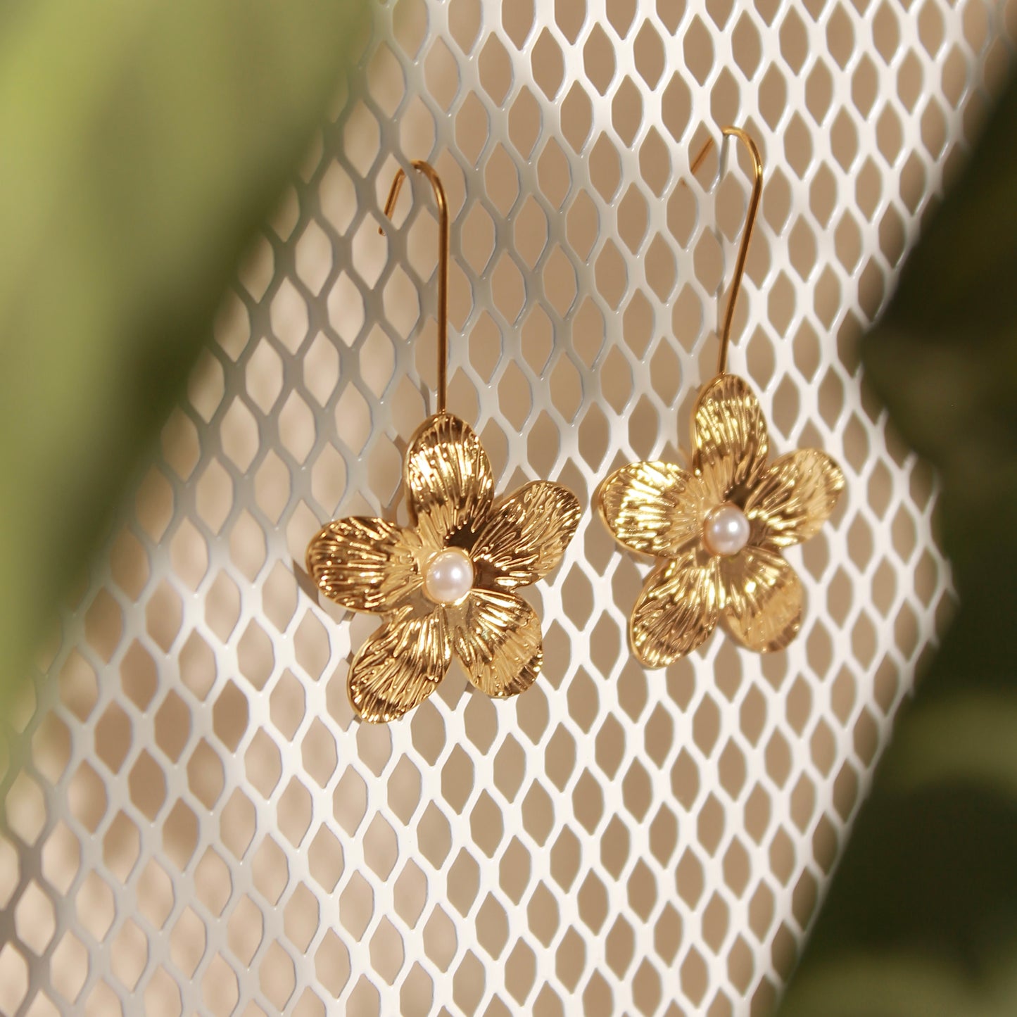 Aretes Florecer Largos Gold